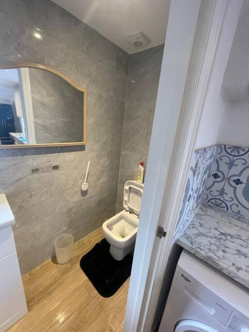 One Bedroom Annex With Private Entrance Morden  Екстер'єр фото